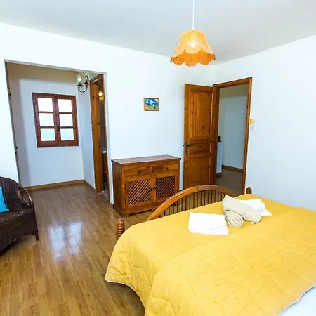 Med. Villa Pomos